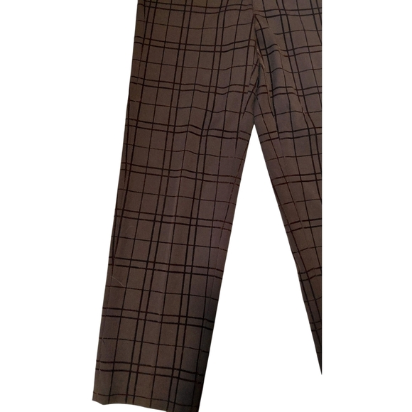 Talbots Women's Brown Checkered Trousers - Picture 5 of 7